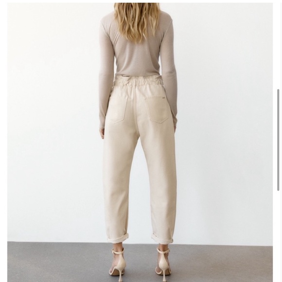 ZARA Paper Bag Barrel Pants in Cream Denim - Picture 7 of 12